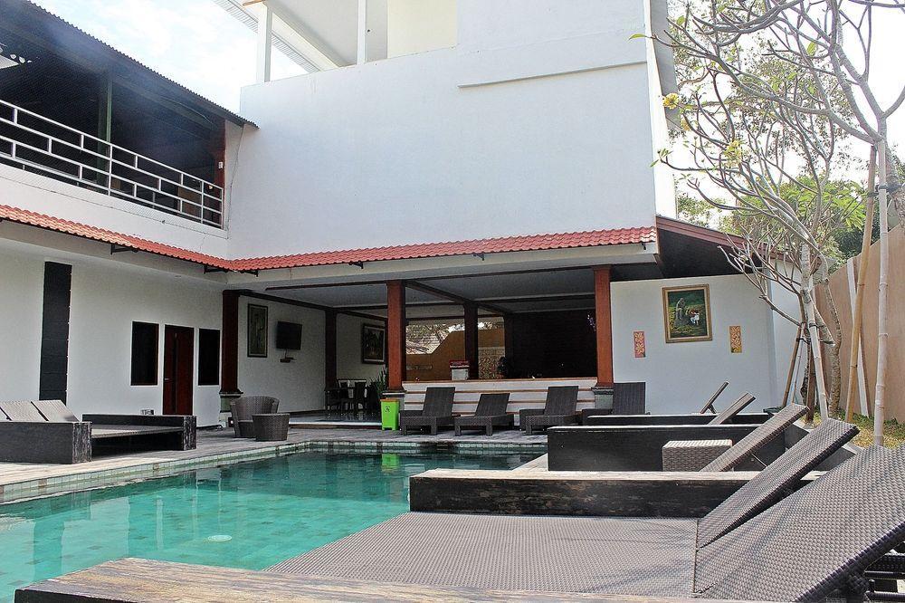 Mirah Hostel Legian  Ngoại thất bức ảnh