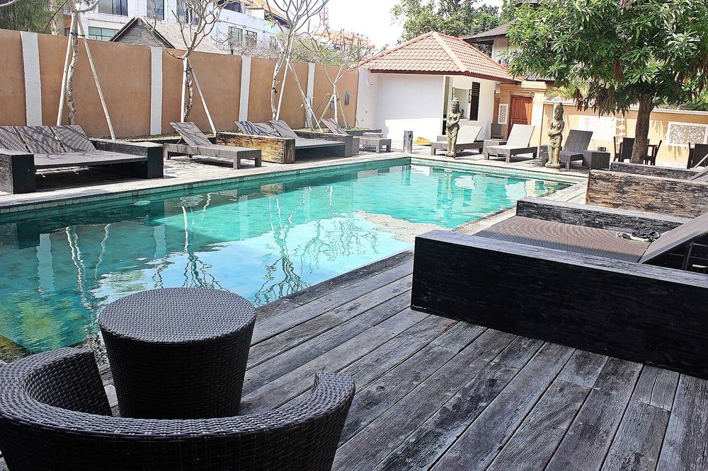 Mirah Hostel Legian  Ngoại thất bức ảnh